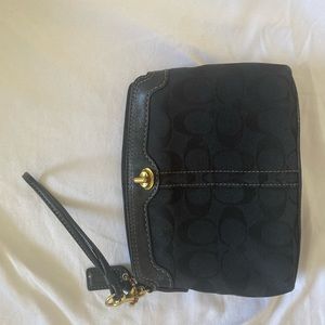 Vintage coach large wristlet! Great condition